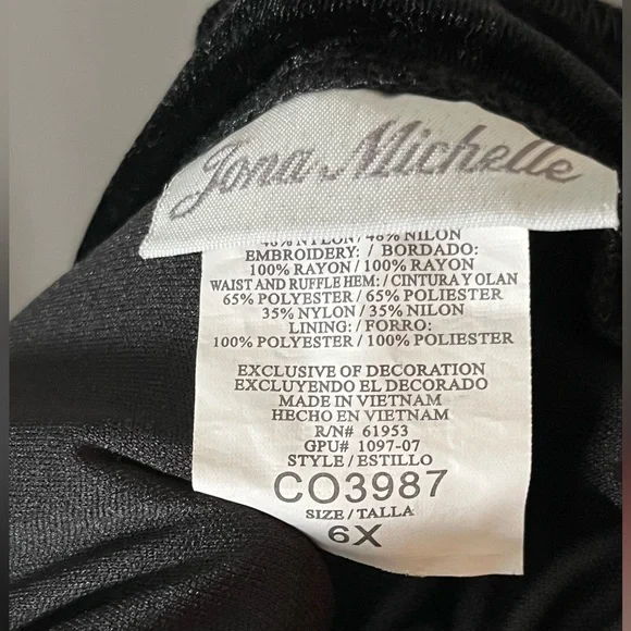 Jona Michelle Black Velvet with Pink Skirt Party Dress Size 6X - Picture 5 of 5